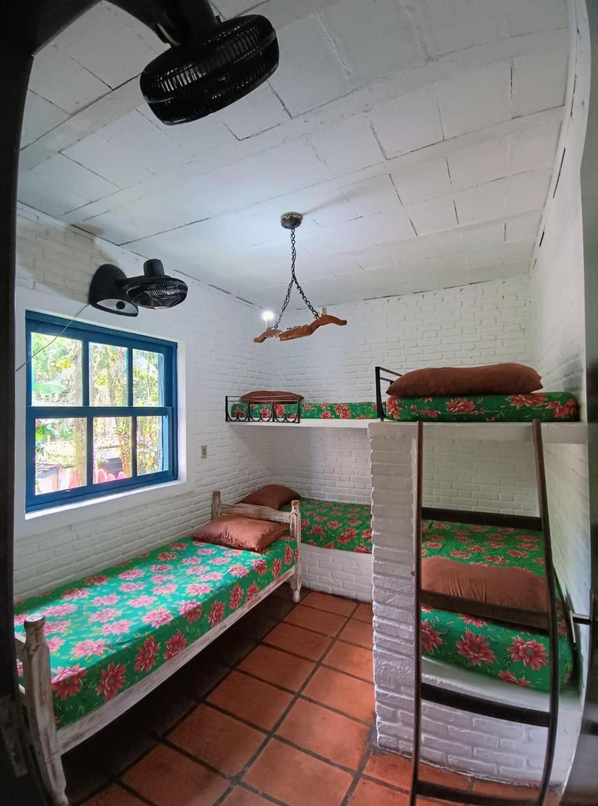 Hostel Terra Das Tribos Ubatuba Buitenkant foto